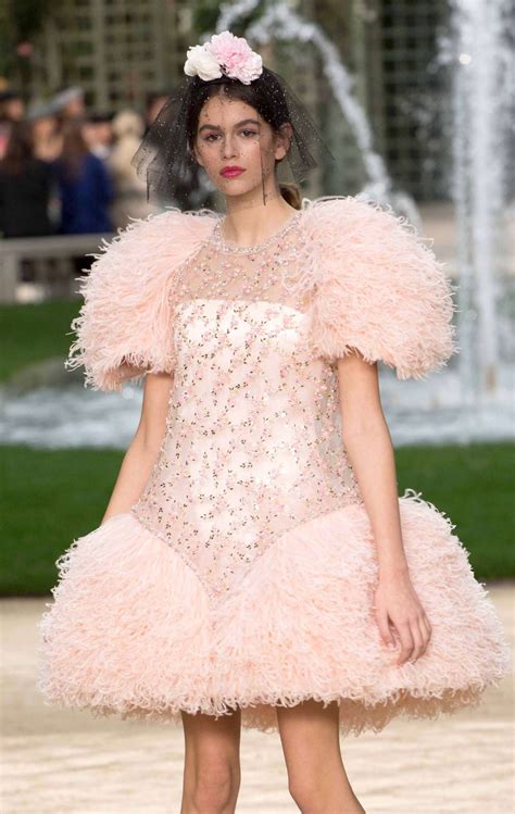 chanel haute couture makeup 2018|chanel haute couture 2019 price.